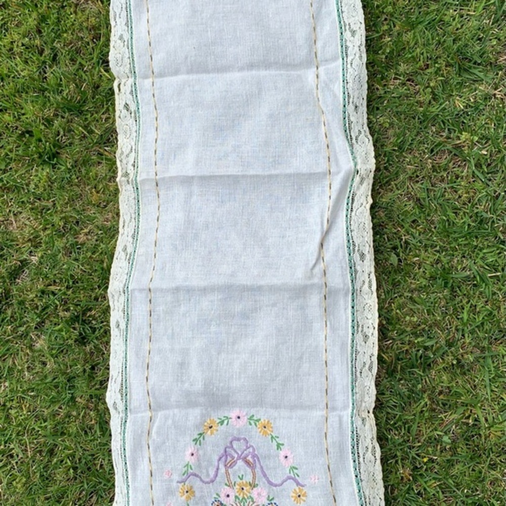 Table runner